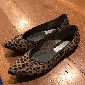 Rothys point - leopard